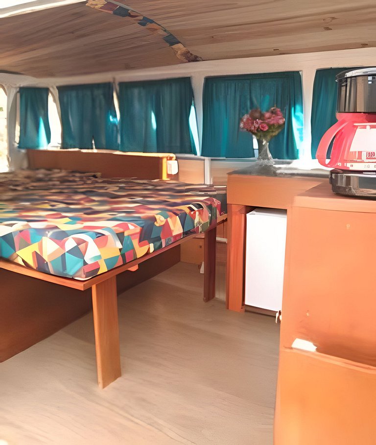 Quinta do Vale: Kombi Home - Lago, cascata, piscina, caiaque