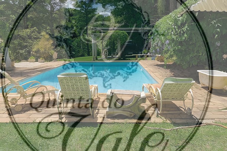 Kombi home: Lago, cachoeira, escorrega e piscina