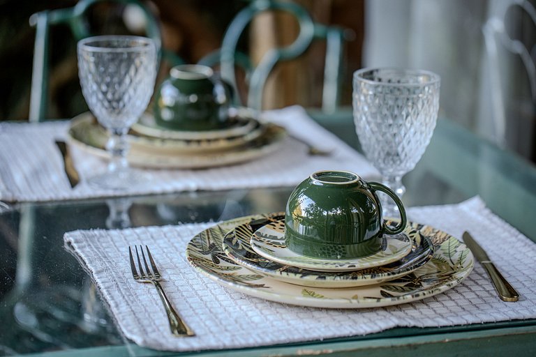 Quinta do Vale: Casa da Árvore - em meio à mata, cascata, la