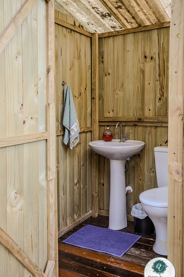 Quinta do Vale: Casa flutuante, 90km de SP - Lago, cascata,