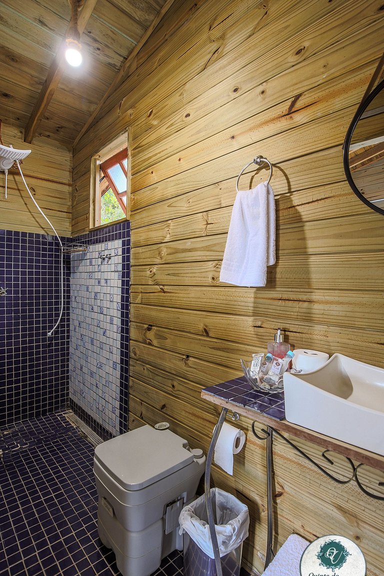 Quinta do Vale: Casa flutuante, 90km de SP - Lago, cascata,